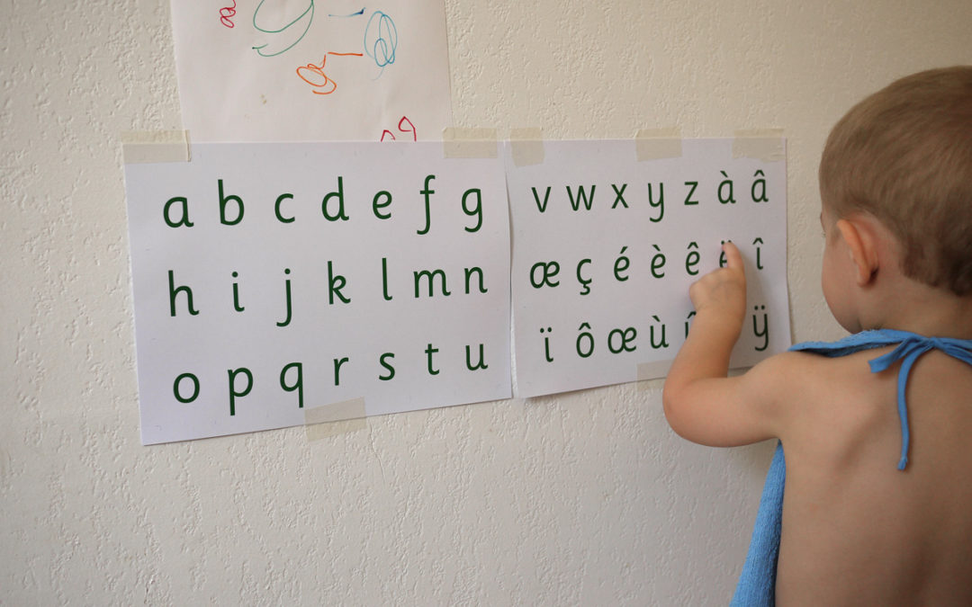 Comment sont apparus, par inadvertance, les diacritiques et ligatures.